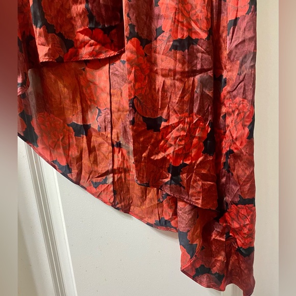 3/$25! L'Academie The Elaina Mini Satin Dress in Red Peony From REVOLVE S - Picture 9 of 14